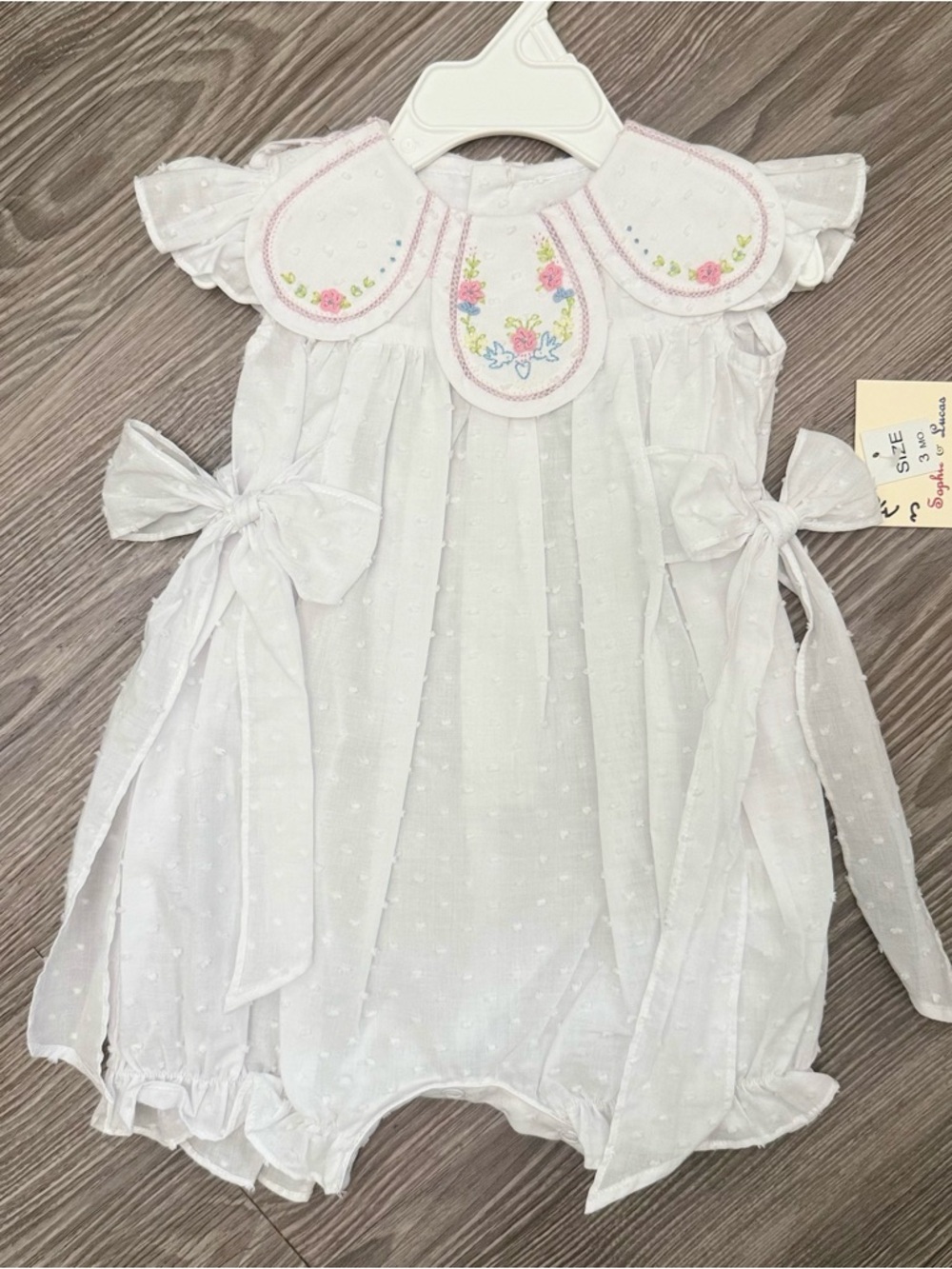 NWT Sophie & Lucas 3M White Swiss Dot Baby Romper with Embroidered Collar